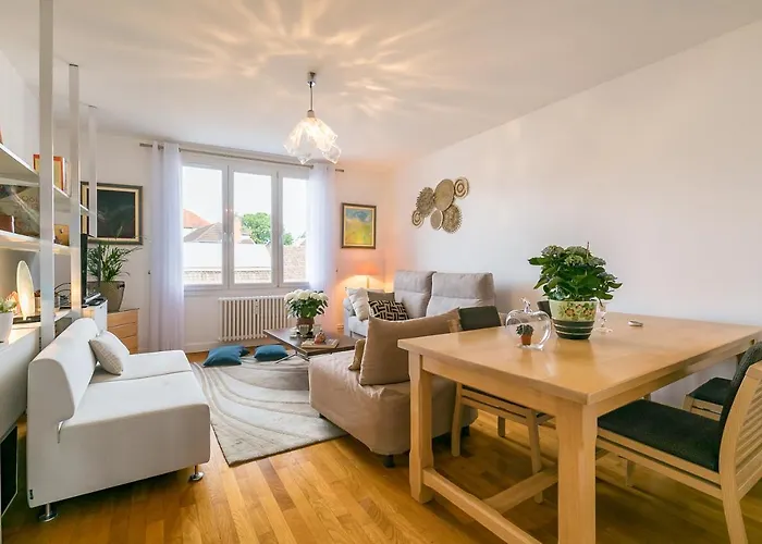 Apartment Climatise 7mn Centre 95m2 4 Adultes Bebe Garage Sous Sol Arrivee Autonome *