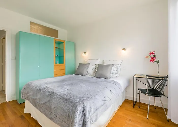 Climatise 7mn Centre 95m2 4 Adultes Bebe Garage Sous Sol Arrivee Autonome Daire Dijon