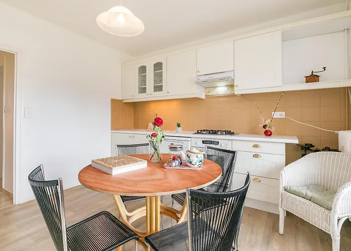 Climatise 7mn Centre 95m2 4 Adultes Bebe Garage Sous Sol Arrivee Autonome Apartment *