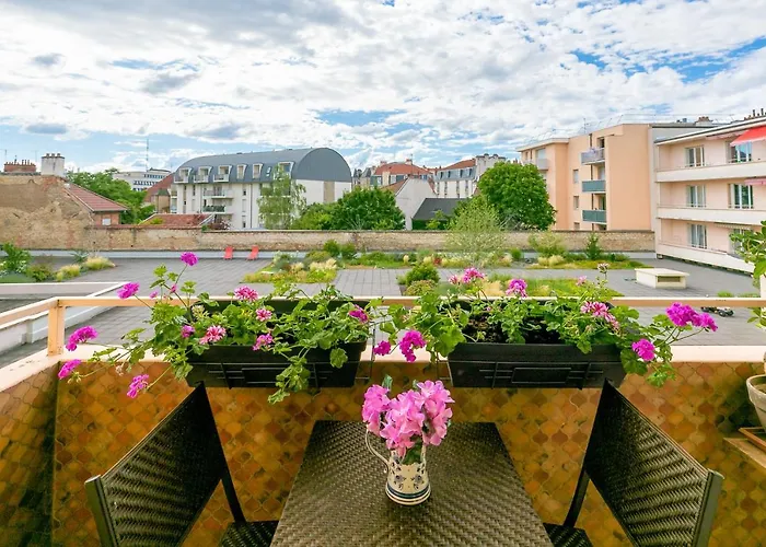 Climatise 7mn Centre 95m2 4 Adultes Bebe Garage Sous Sol Arrivee Autonome Apartment